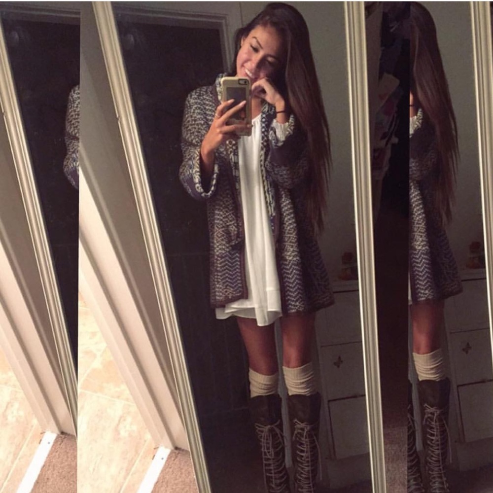 “Oversized” cardigan